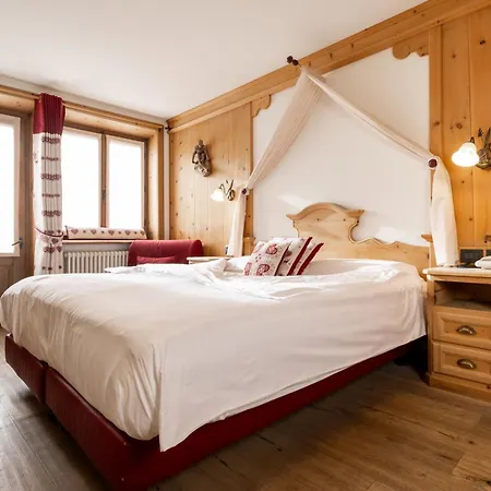 Camana Veglia Hotel 4*